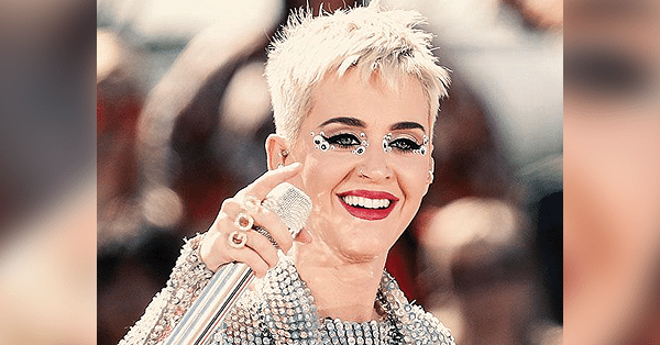 Katy Perry Breaks Down, Claims The ‘Grace Of God’ Helped Her Through Suicidal Depression