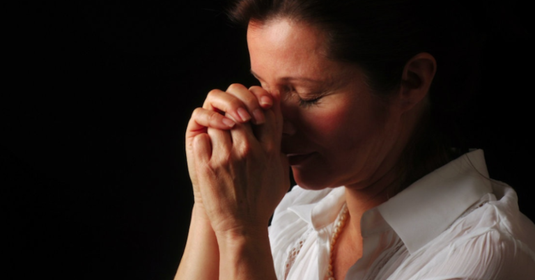 Sick Woman Prays For God To Take Her To Heaven… And Then A Miracle Happens!