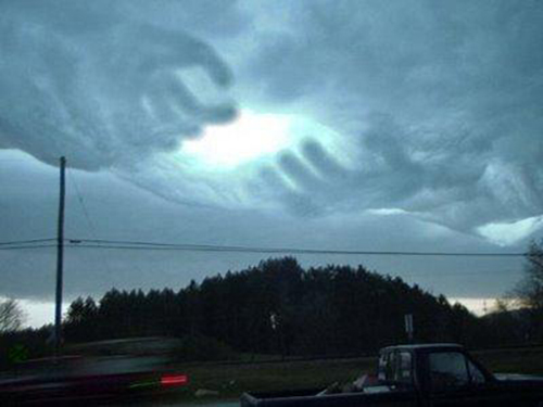 The Top 33 Jesus Clouds From Around The World