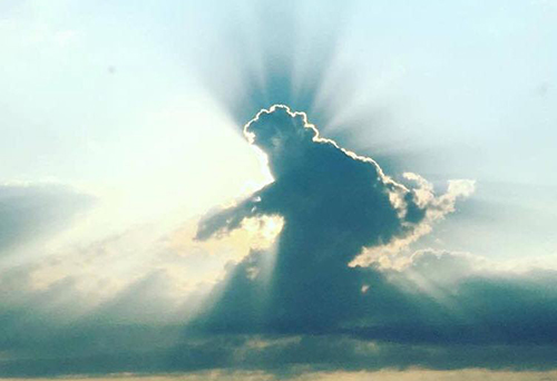 The Top 33 Jesus Clouds From Around The World