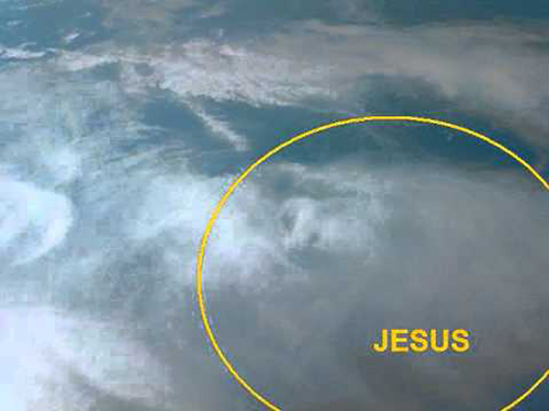 The Top 33 Jesus Clouds From Around The World