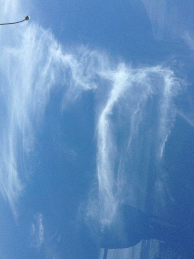 Top 23 Angel Clouds From Around The World
