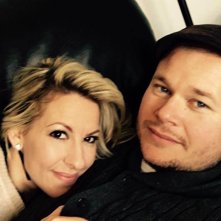 Husband Goes Online & Pleads With Someone To Save His Wife… Then A Complete Stranger Says “I’d Do It”