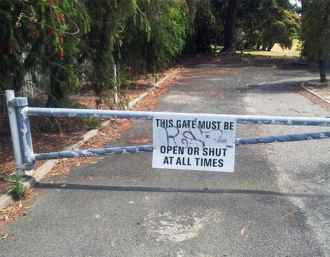 5 Signs That Are So Confusing, They’re Hilarious