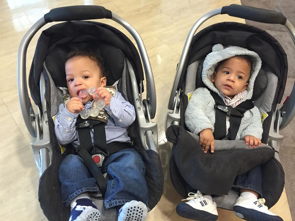Premature Baby Is Born 24 Weeks Into Pregnancy, 3 Weeks Later Mom Gives Birth To His Twin!