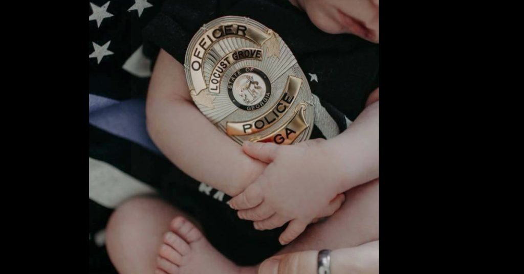 Widow Shares Heart Wrenching Photo Of Newborn Son 1 Month After Cop Husband Is Killed