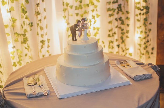 Couple Finds Tasteful & ‘Pawsome’ Way To Include Dogs In Wedding Celebration