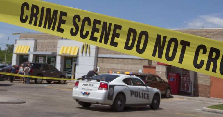 McDonald’s Employee Asks Manager To Hold His Bag… She Rushes Over To Nearby Cop After Looking Inside