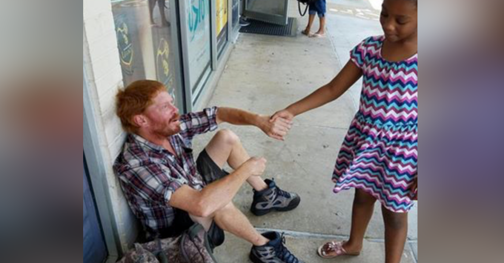 6-Yr-Old Sparks Kindness After Holding Hands With Crying Stranger