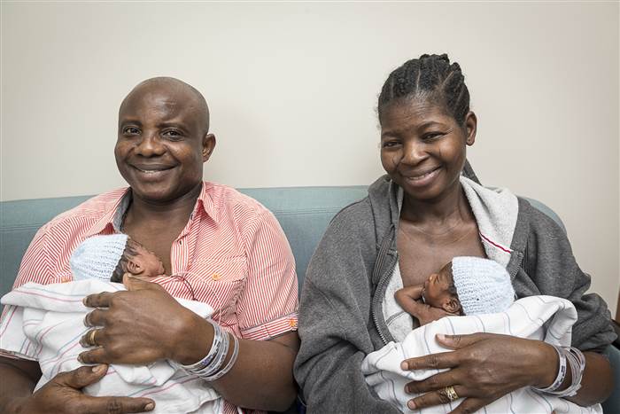 Couple Who Tried To Get Pregnant For 17 Years Finally Welcomes 6 Healthy Babies