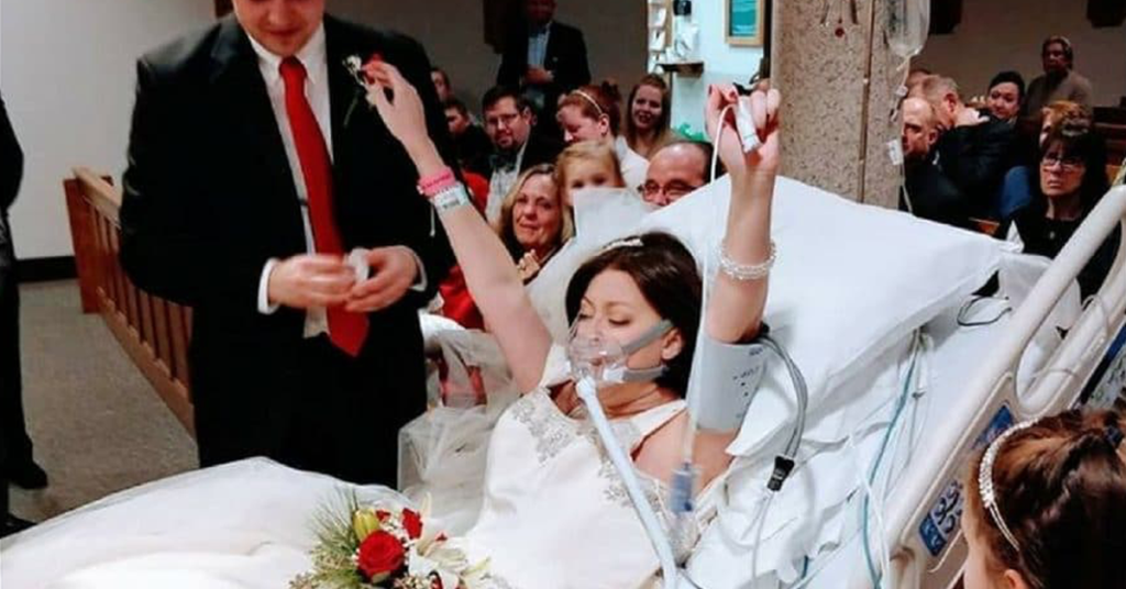 Woman With Cancer Gets Married at Hospital – 18 hours Later, She Takes Her Last Breath