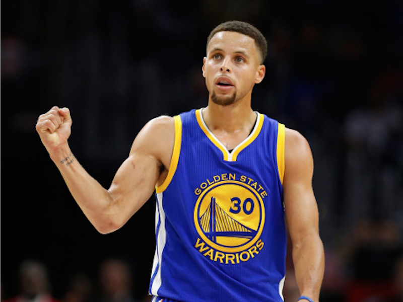 Steph Curry Prays With Opponent’s 9-Year-Old Nephew Whose Father Was Killed