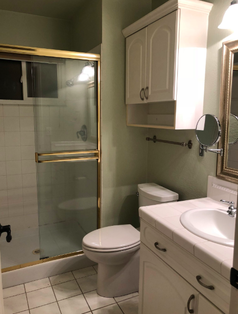 A Couple Found A Funny Hidden Note From Their Home’s Previous Owners While Renovating