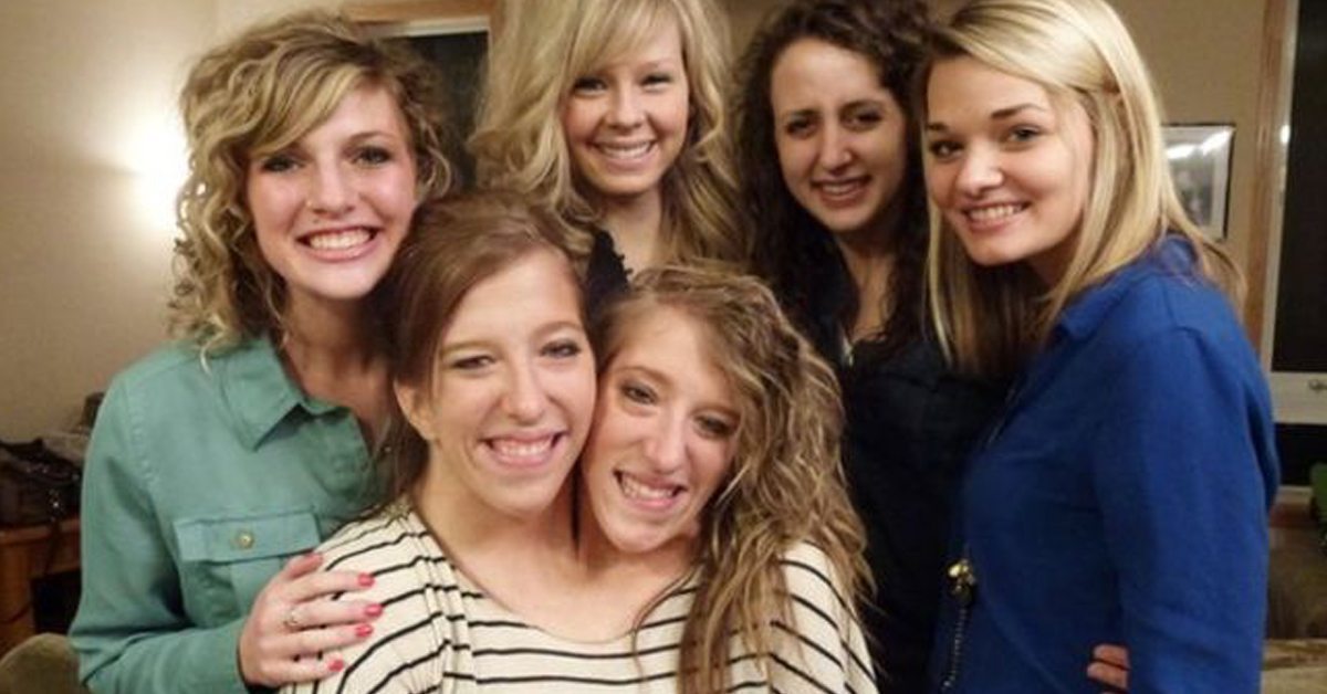 Conjoined Twins Abby and Brittany Hensel Live an Extremely Low-Profile Life Today