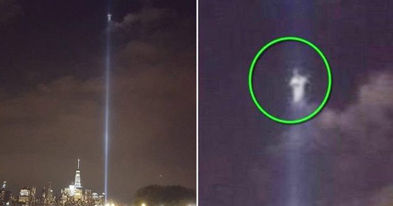 Amazing photograph shows Jesus over the World Trade Center site